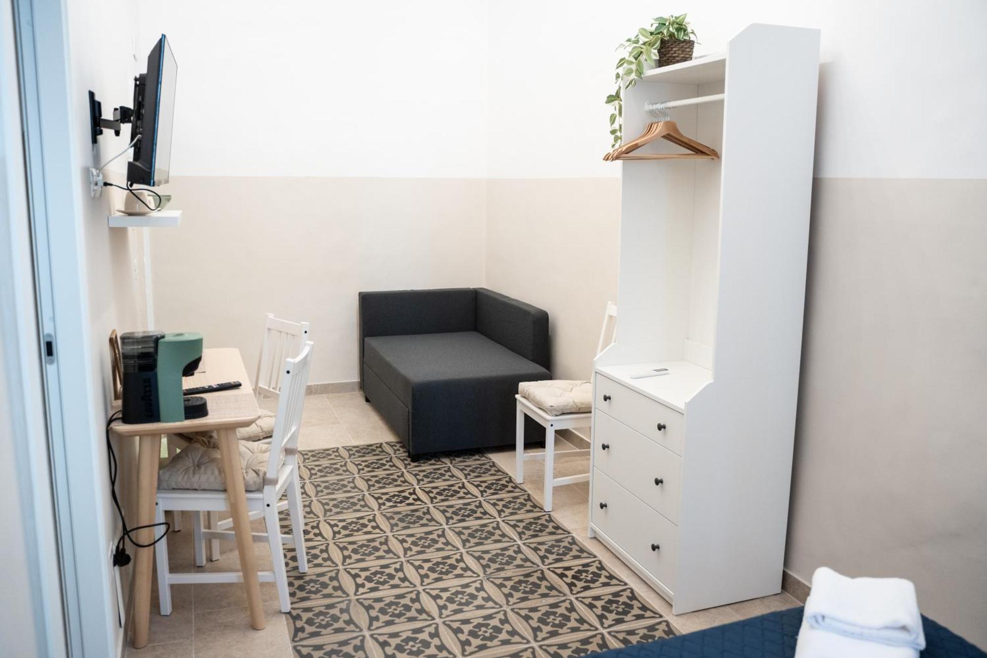 バーリ Principe Amedeo 93 Bed & Breakfast エクステリア 写真
